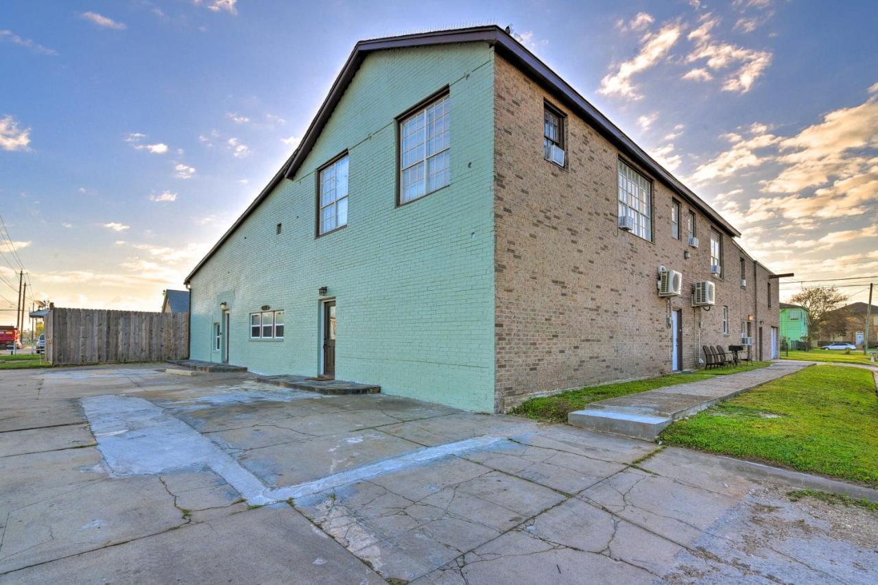Beautiful Galveston Apt With Deck Less Than 3 Mi To Dtwn! ภายนอก รูปภาพ