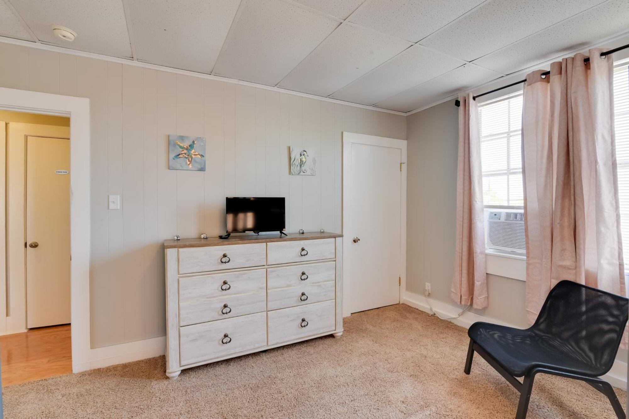 Beautiful Galveston Apt With Deck Less Than 3 Mi To Dtwn! ภายนอก รูปภาพ